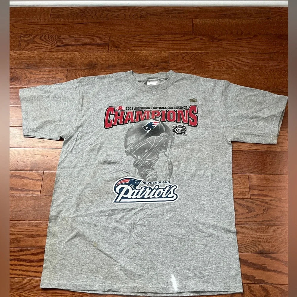 Vintage 2003 New England Patriots AFC Champions NFL Football Grey Shirt Sz L